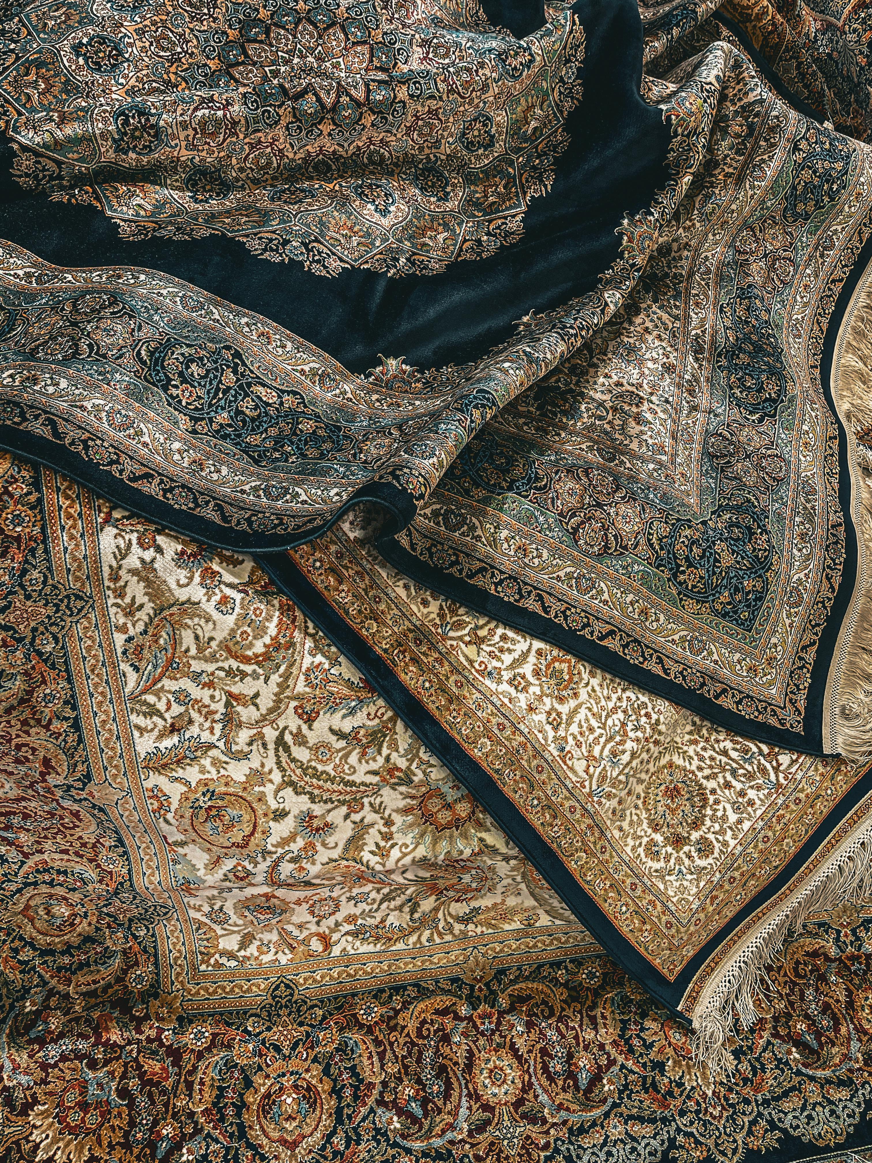 Traditional Rugs