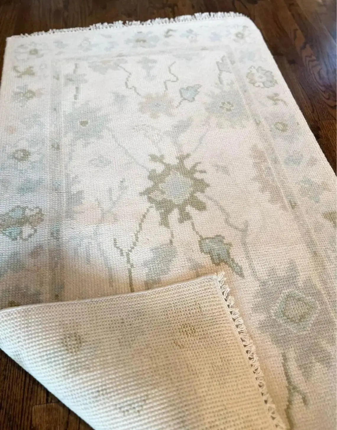 Evanesce Hand Knotted Carpet & Rugs Rugverse