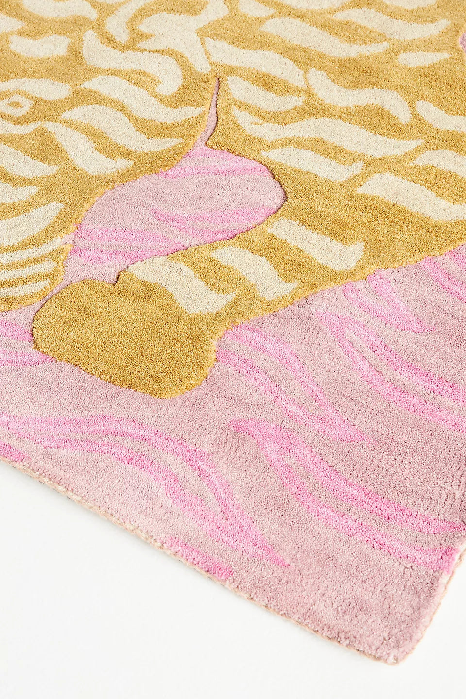 Wool Hand-Tufted Pink Tiger Rug