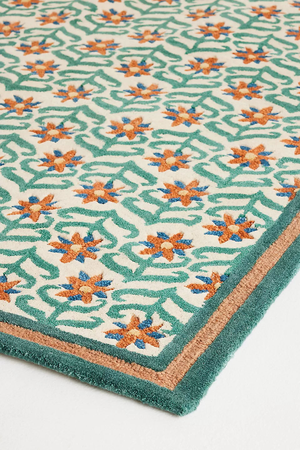 Printed Goods Tufted Wool Floral Rug