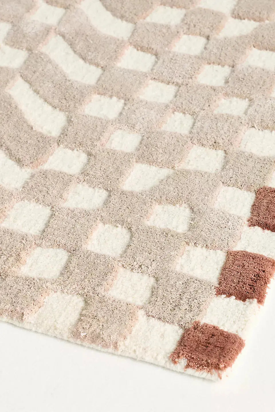 Julia Checkered Carpet & Rug