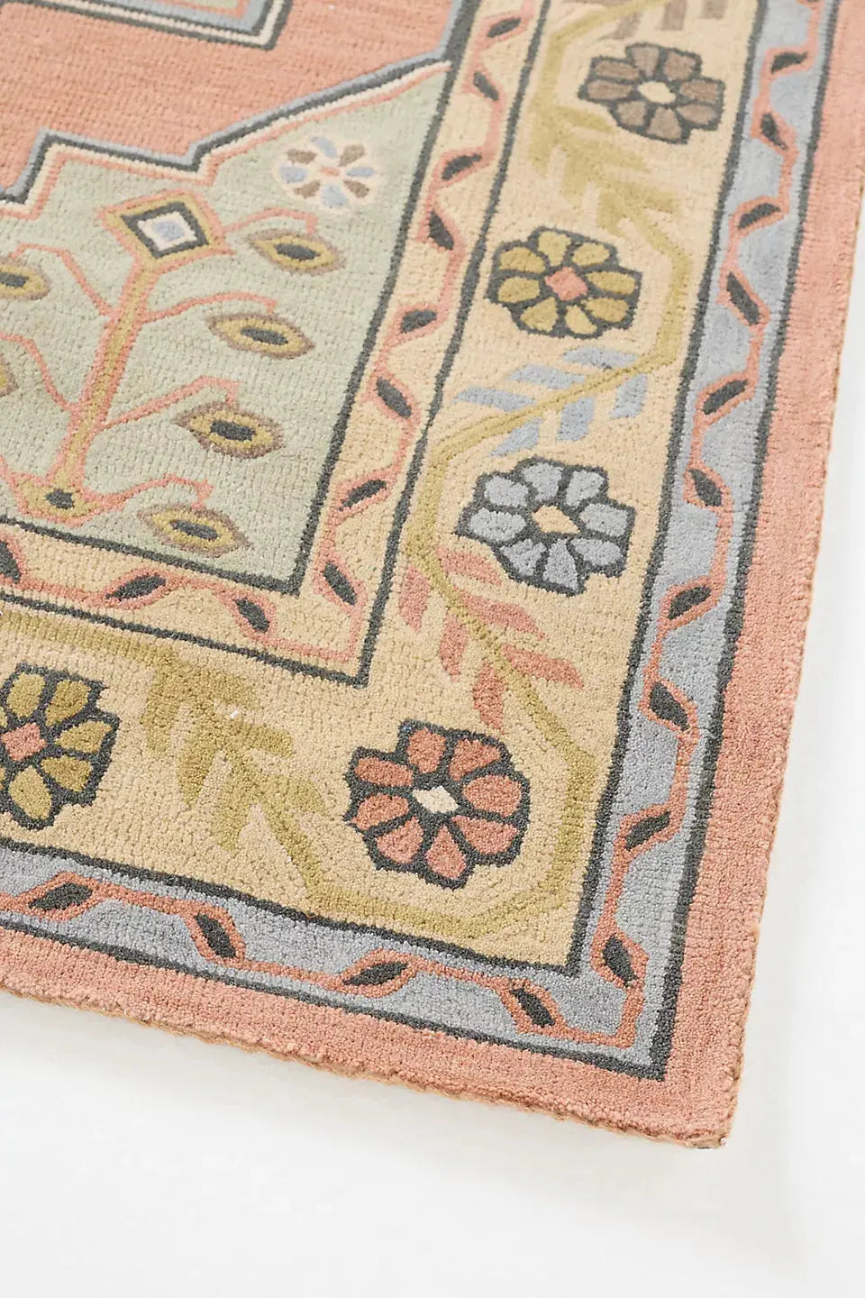 Piper Tufted Persian-Inspired Carpet & Rug Rugverse