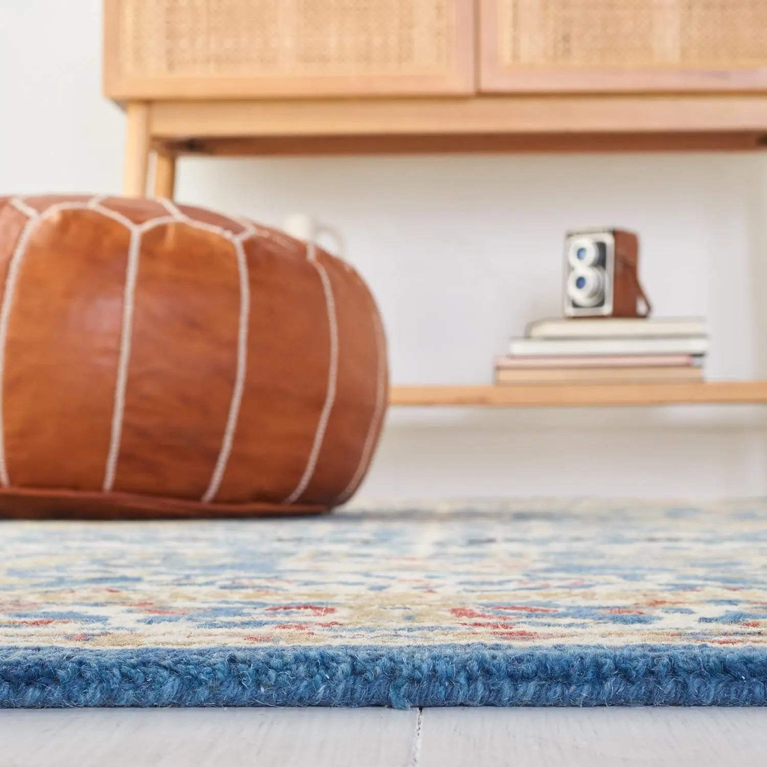 Shabnam Blue woolen Hand Tufted Carpet Rugverse