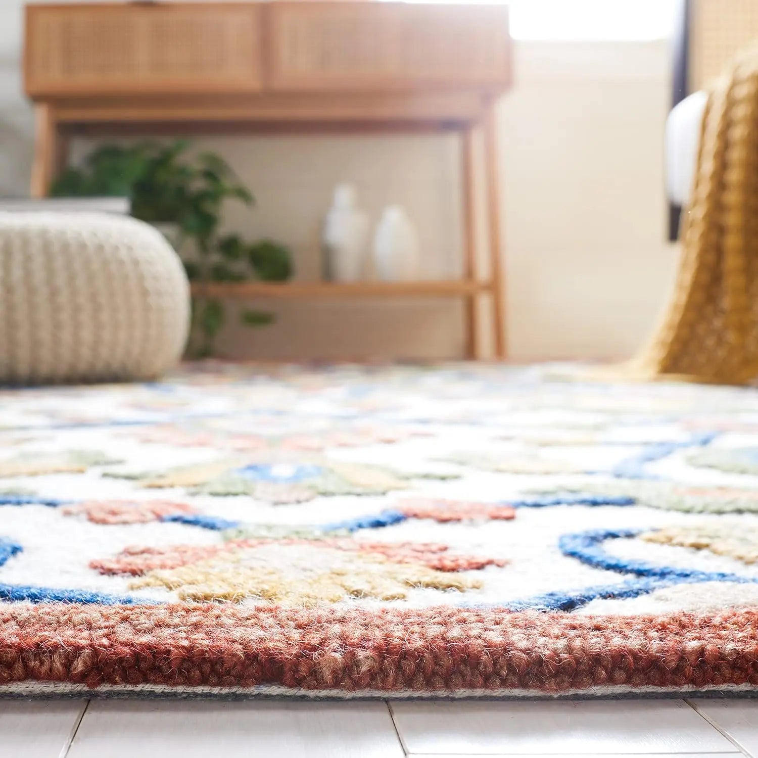 Midnight Flora White woolen Hand Tufted Carpet Rugverse