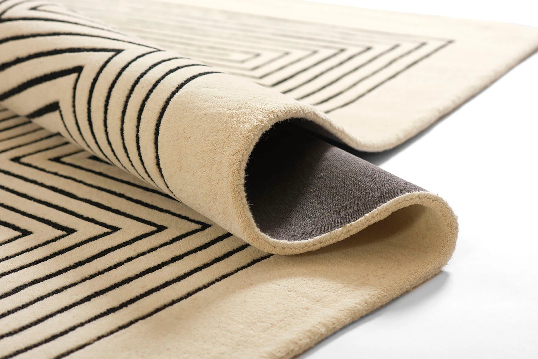 Paradox Geometric Carpet & Rug Rugverse