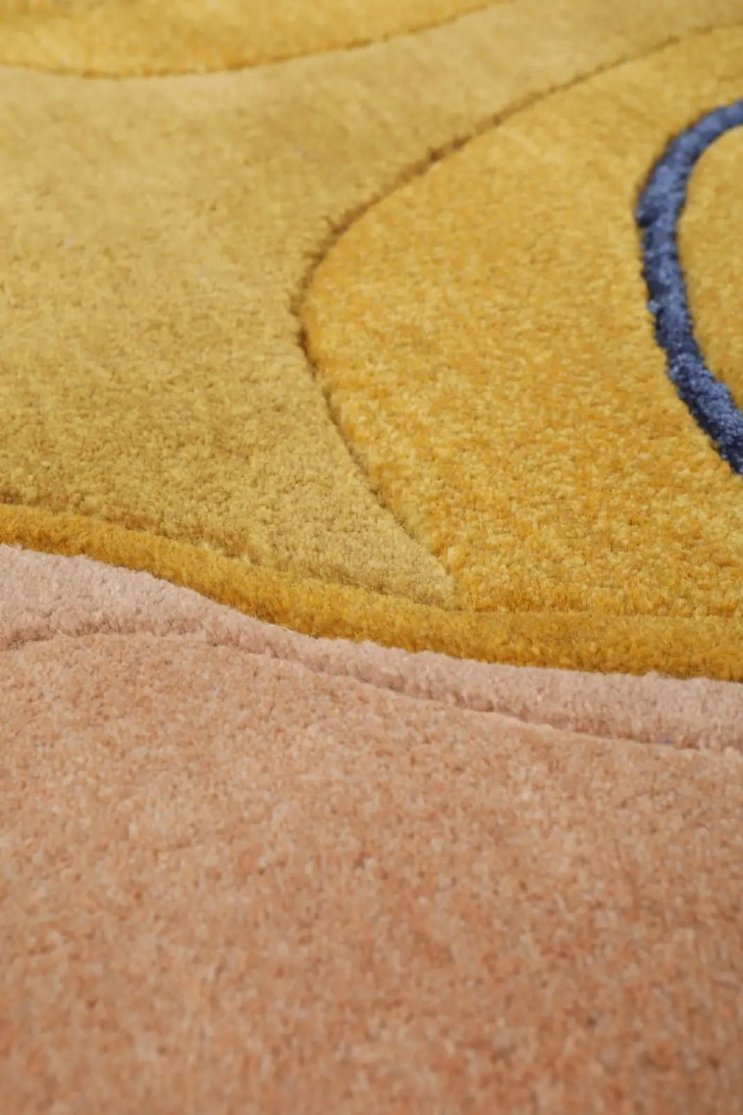 City Pear Tufted Rug Rugverse
