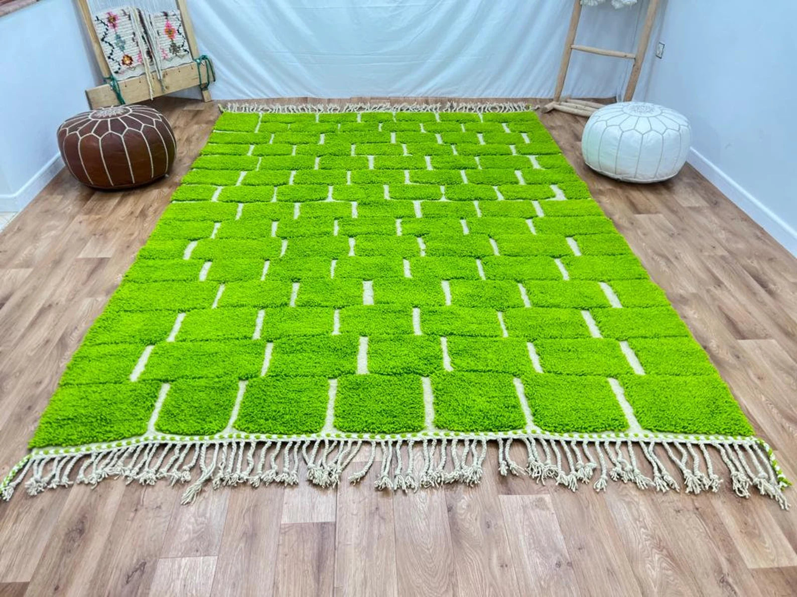 Green beni Hand Knotted Carpet & Rugs