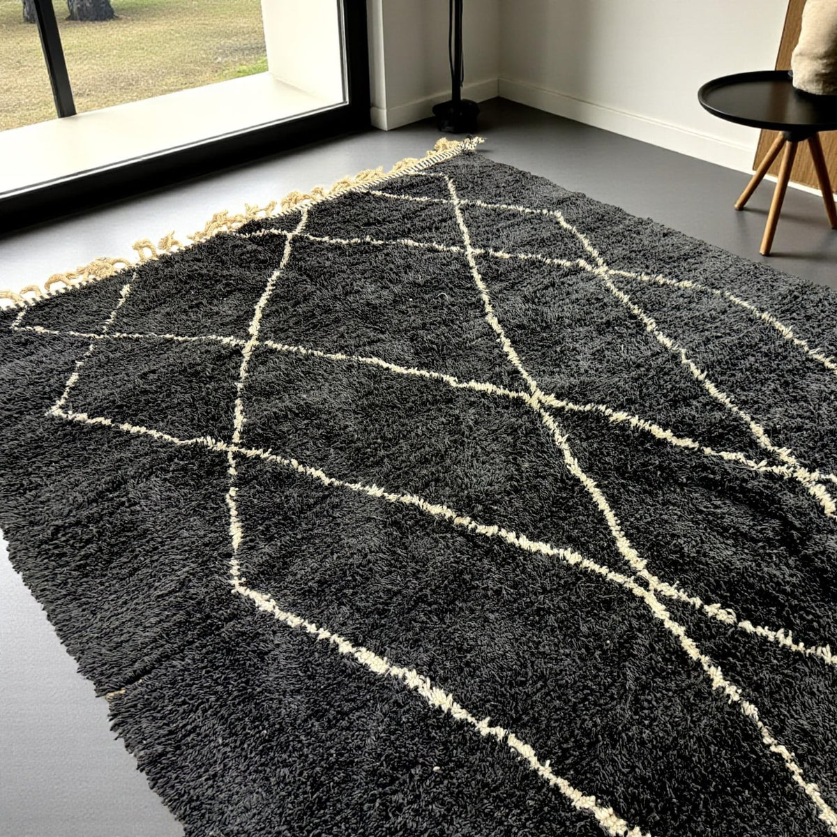 Equilibrium Hand Knotted Carpet & Rugs