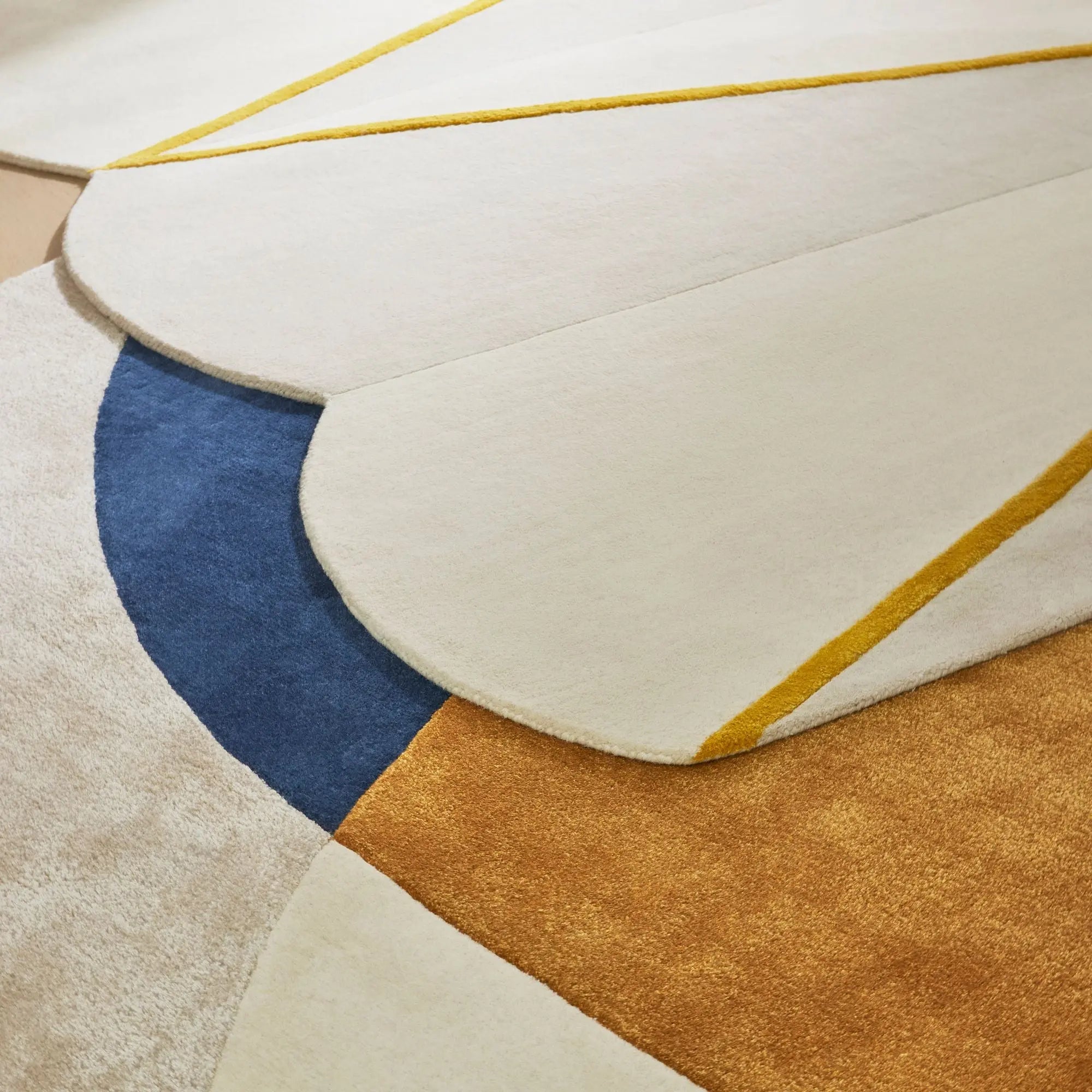 Pop Scalloped Carpet & Rug Rugverse