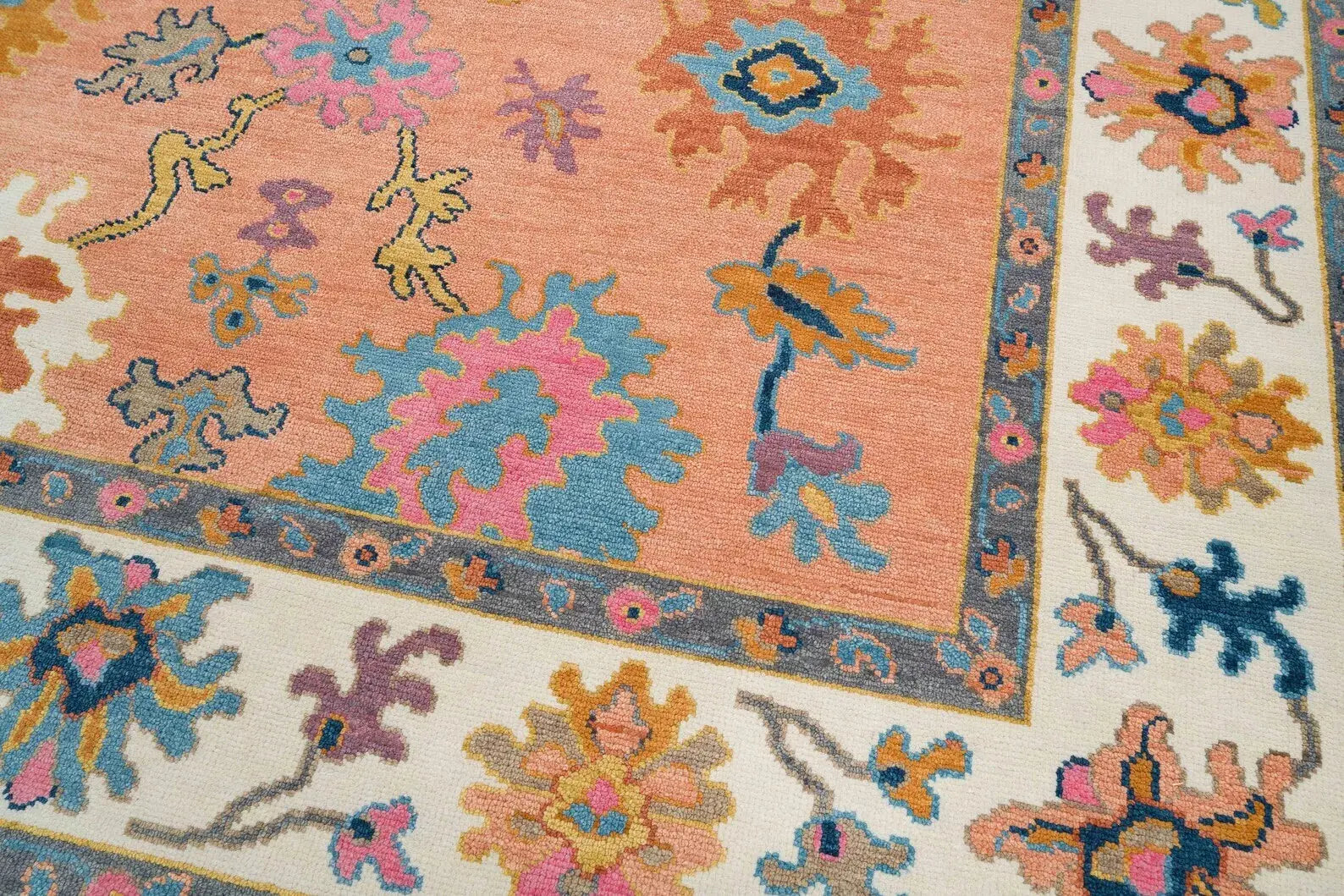 Pinnacle Hand Knotted Carpet & Rugs Rugverse